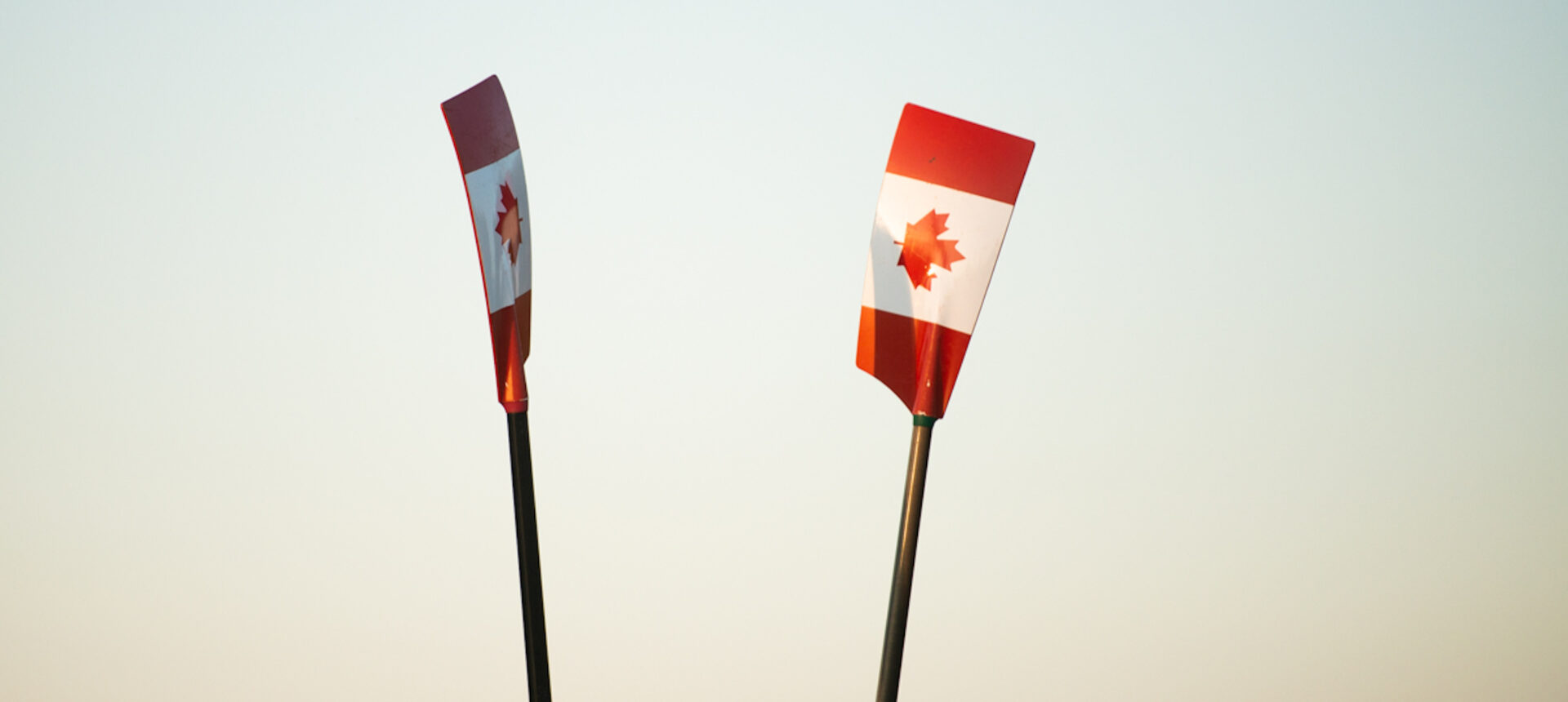 Les trois embarcations canadiennes remportent les éliminatoires dans la régate de qualification olympique