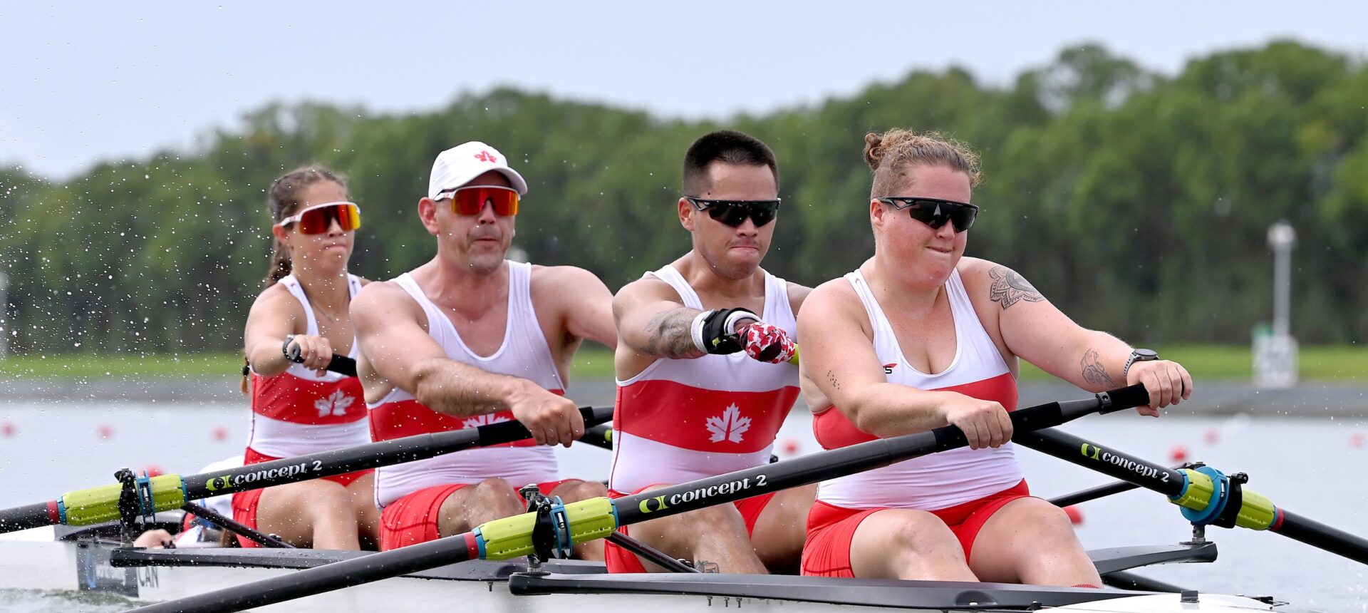 Les équipages canadiens de para-aviron en action aux Mondiaux à Shanghai