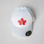 Casquette de baseball avec emblème classique (blanc)